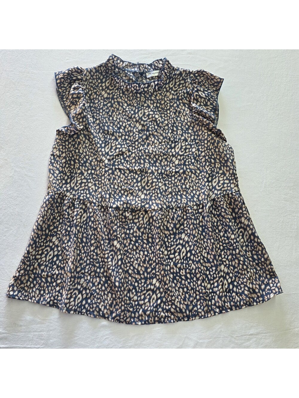 Angashion Blue Beige Animal Print Top V-Neck Flutter Ruffle Sz L